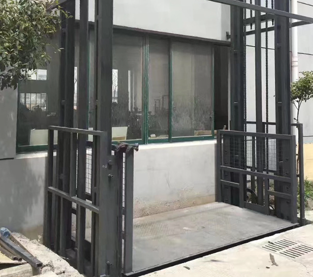 潍坊导轨式施工升降机助力民生工程提速增效